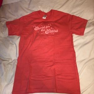 Medium “Shoot for the stars” t shirt